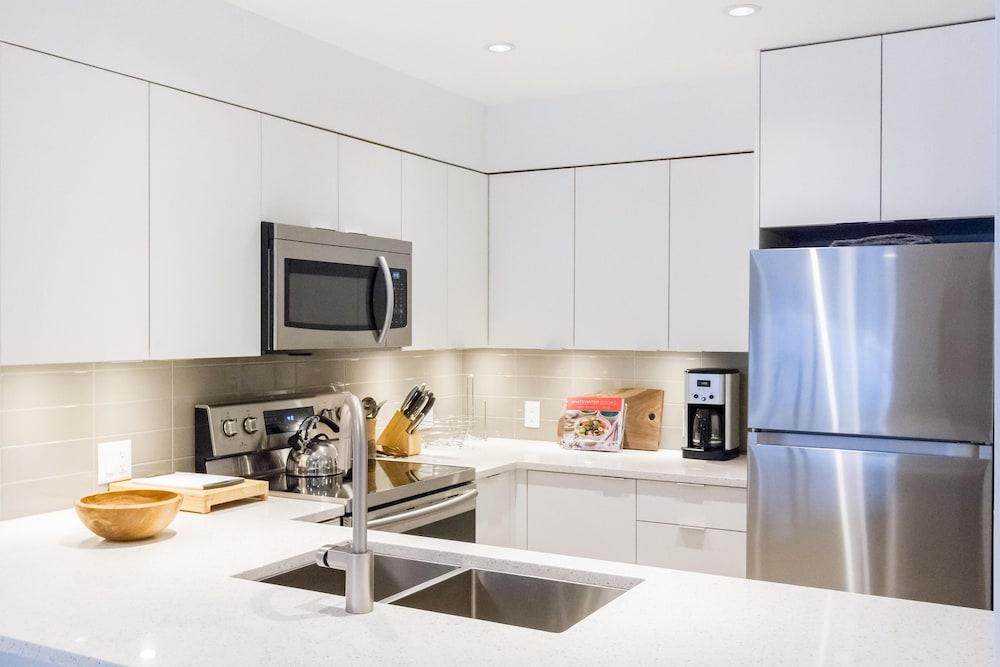 Ski in Out, Great Location, Free Shuttle Bus