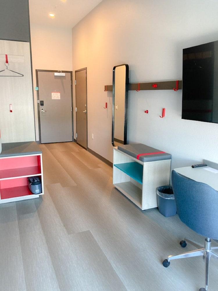 avid hotel Zeeland - Holland by IHG