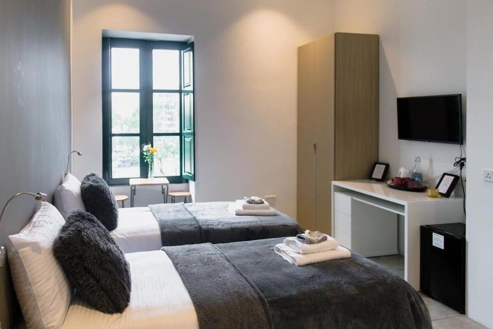 Spacious Double Room - Bb Marina in Pieta