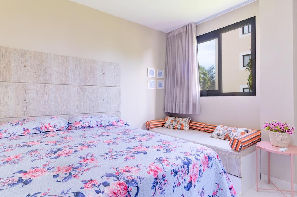 PF06 Ótimo Ap 2 Quartos - Praia do Forte