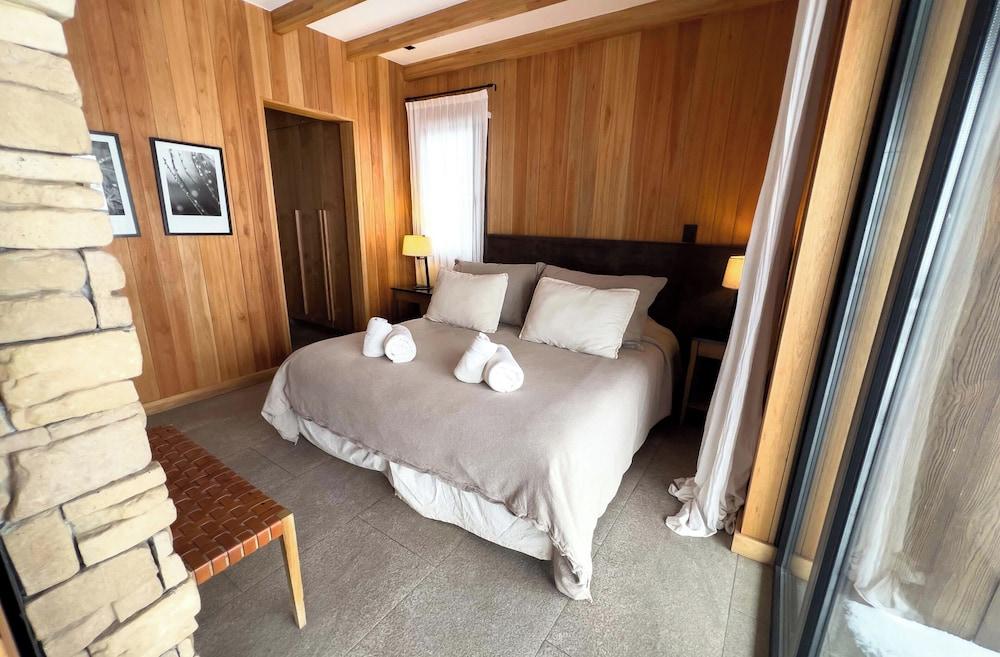 El Refugio Ski & Summer Lodge