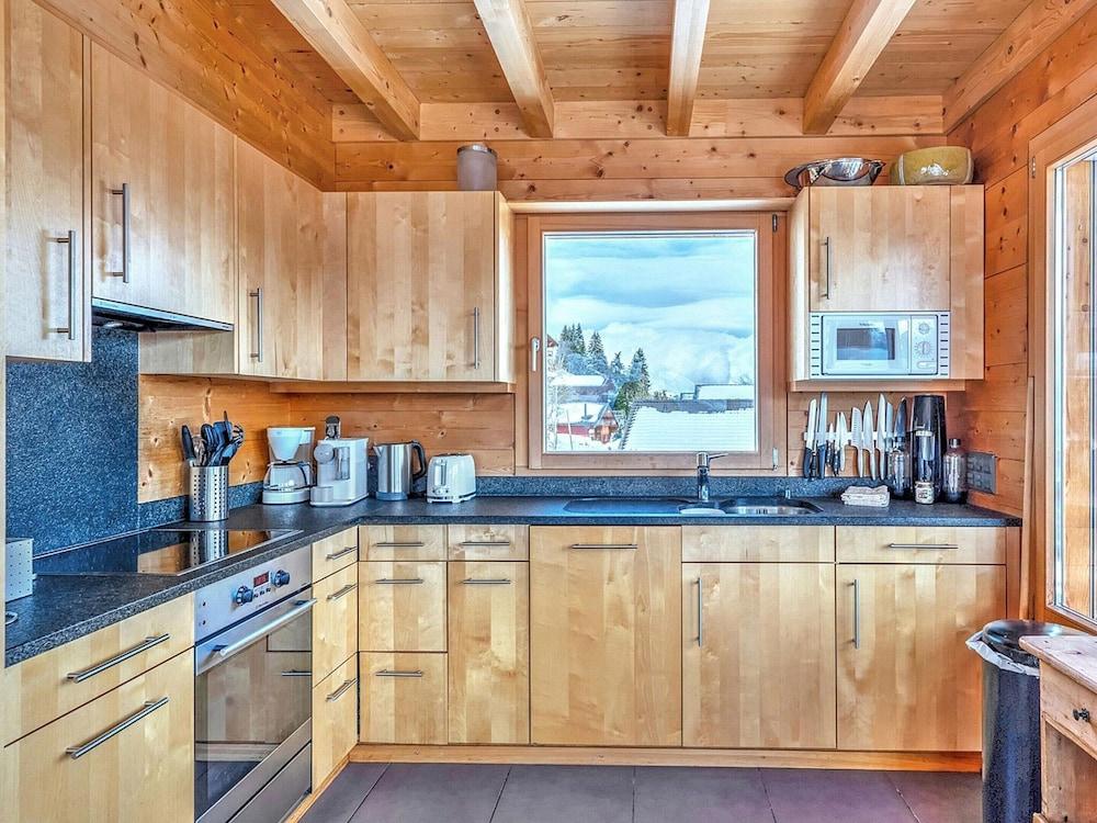 Stylish Chalet With Sauna in Heremence