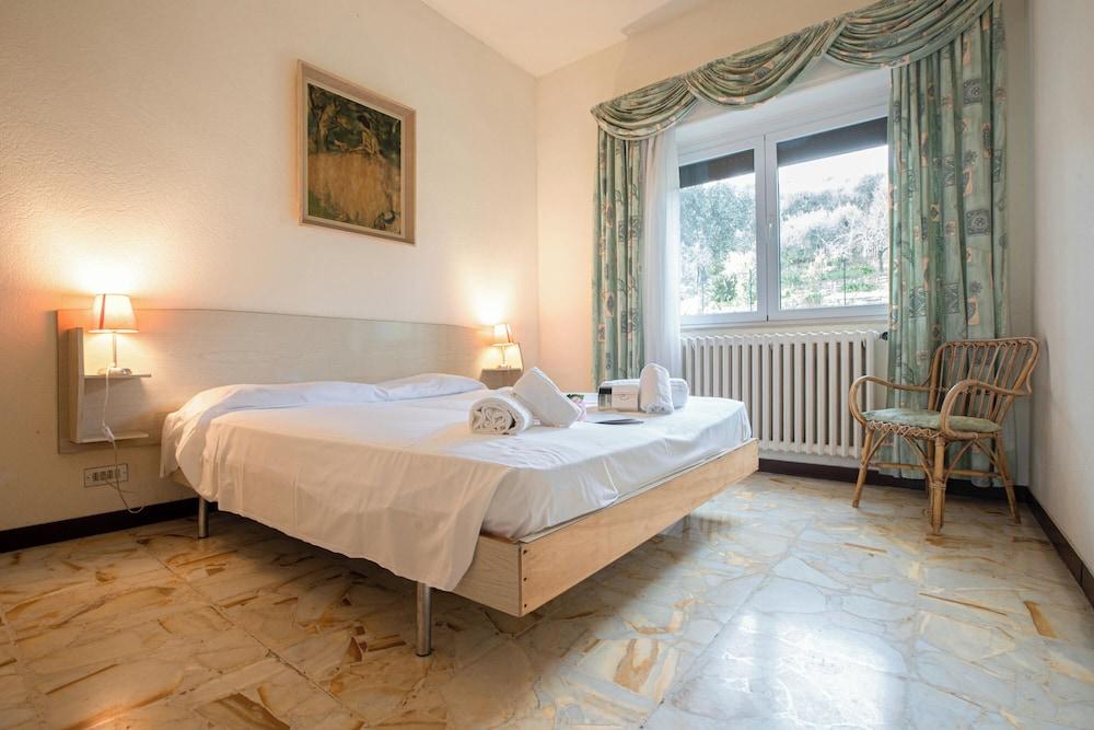 Paradiso Al Mare Shared Pool