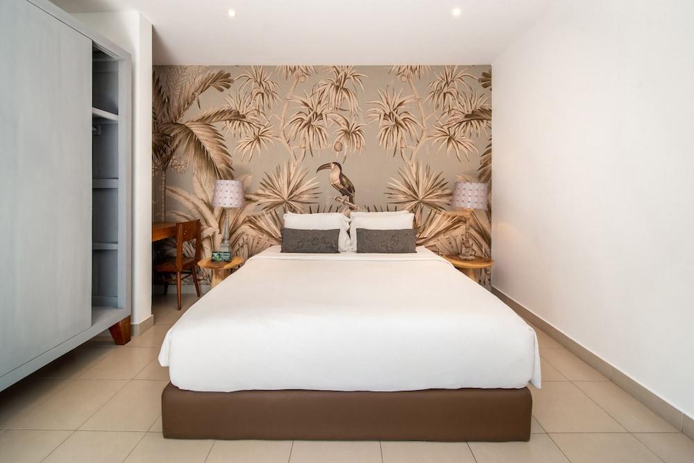 Splendid Private Villa, 2 BR, Canggu With Staff