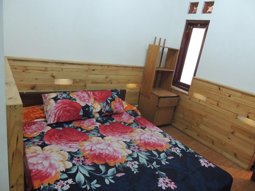 Puspa Indah Syariah 1