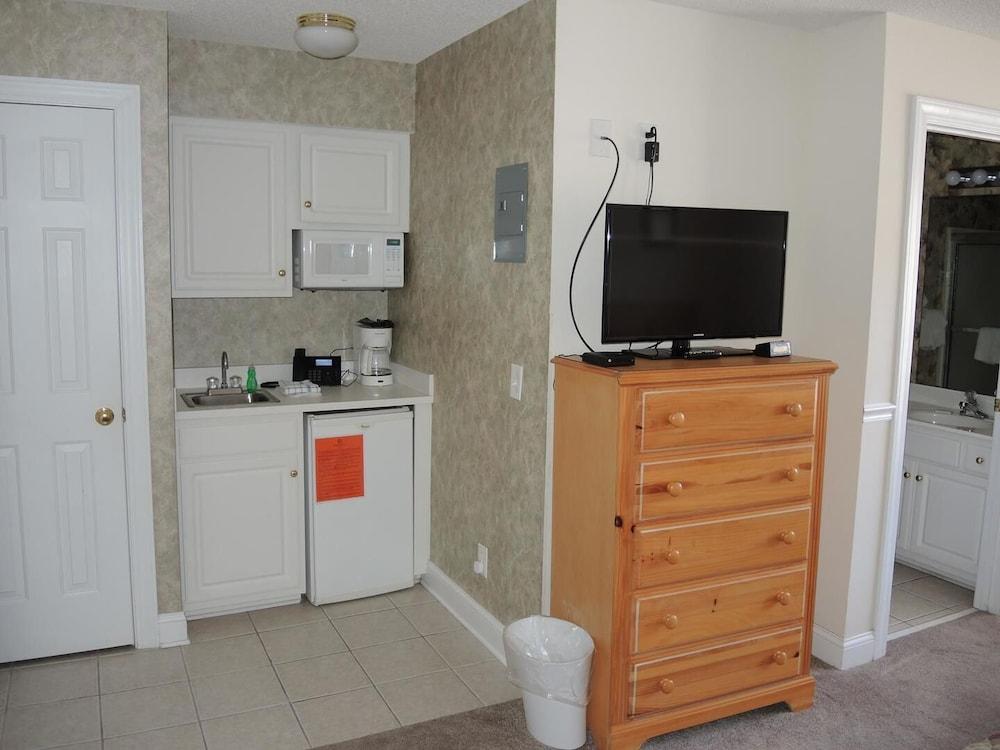 1506 2 Bedroom Villa by RedAwning