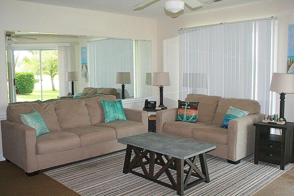 104m 1 Bedroom Condo by RedAwning