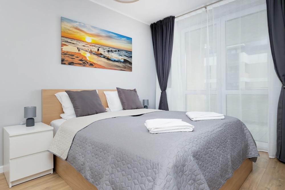 Apartments Platany by Renters