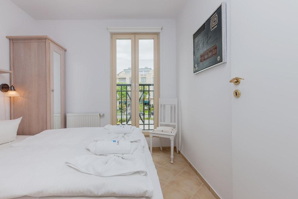 Apartments Baltic Park by Renters