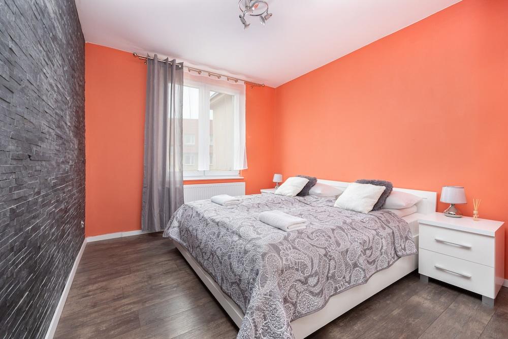 Apartments Dworcowa by Renters