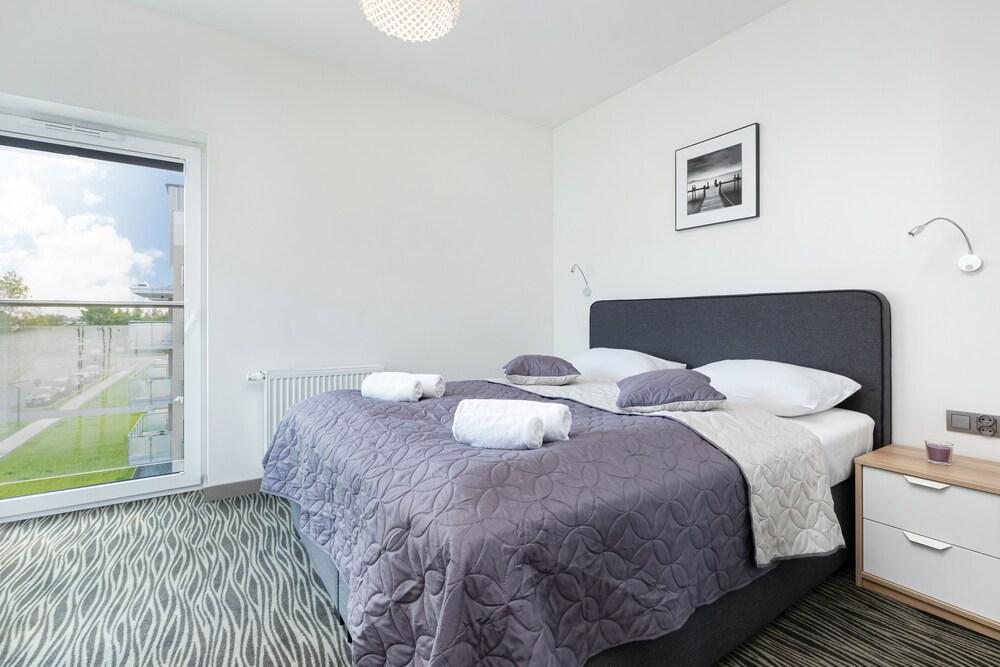 Apartments Five Seas by Renters