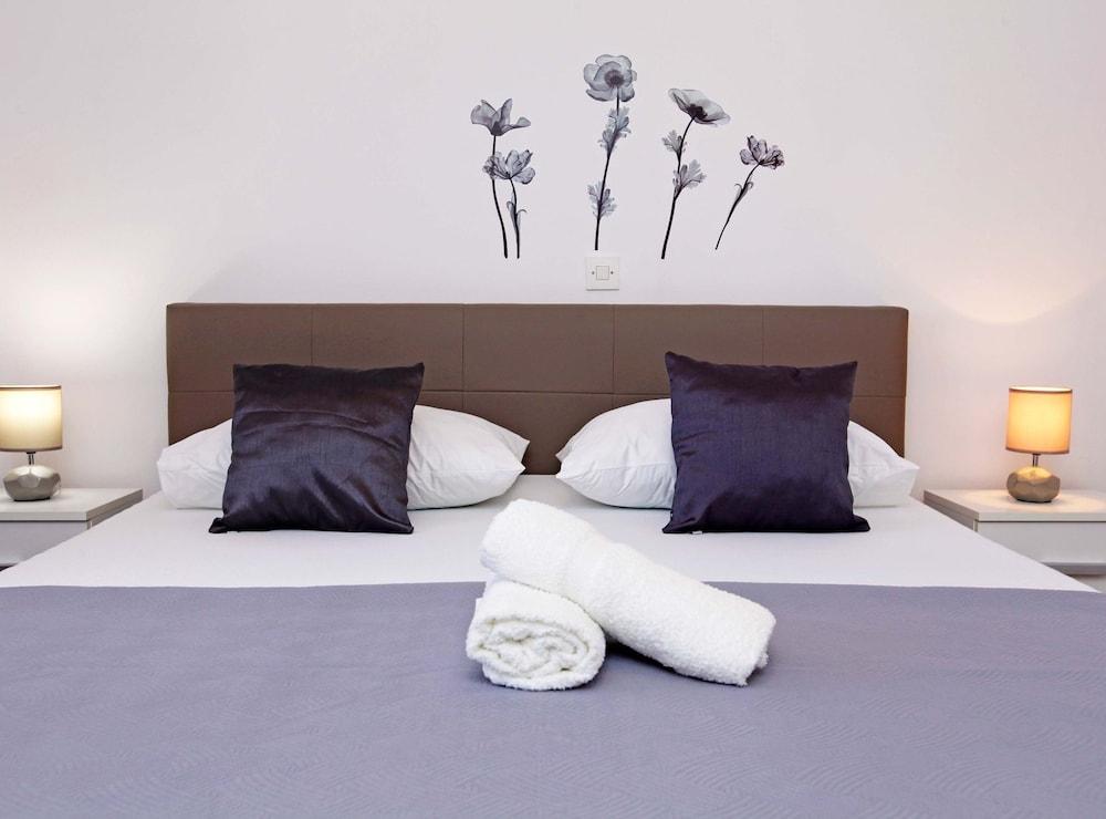 Apartments Villa Senija