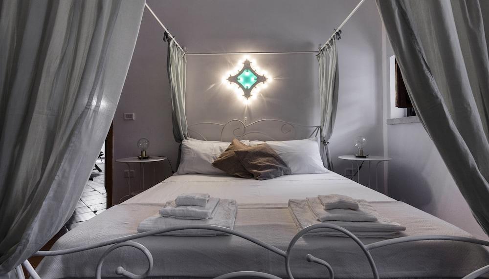 Villa Tiella e Casa Frisa - Shared Pool