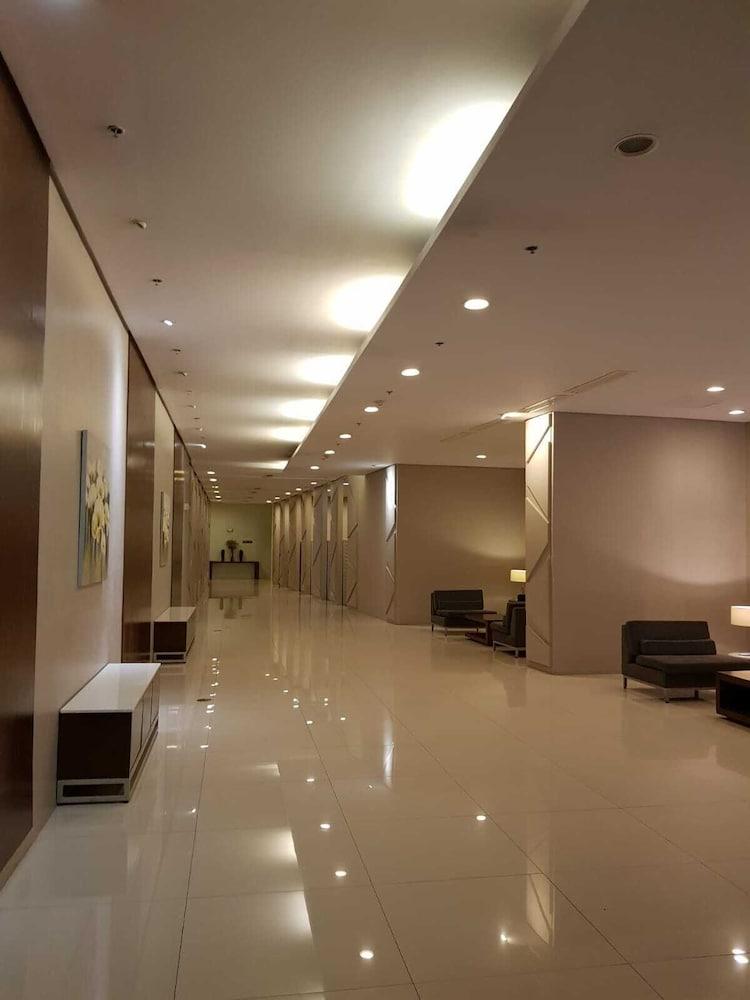 Studio Unit at The Beacon Makati