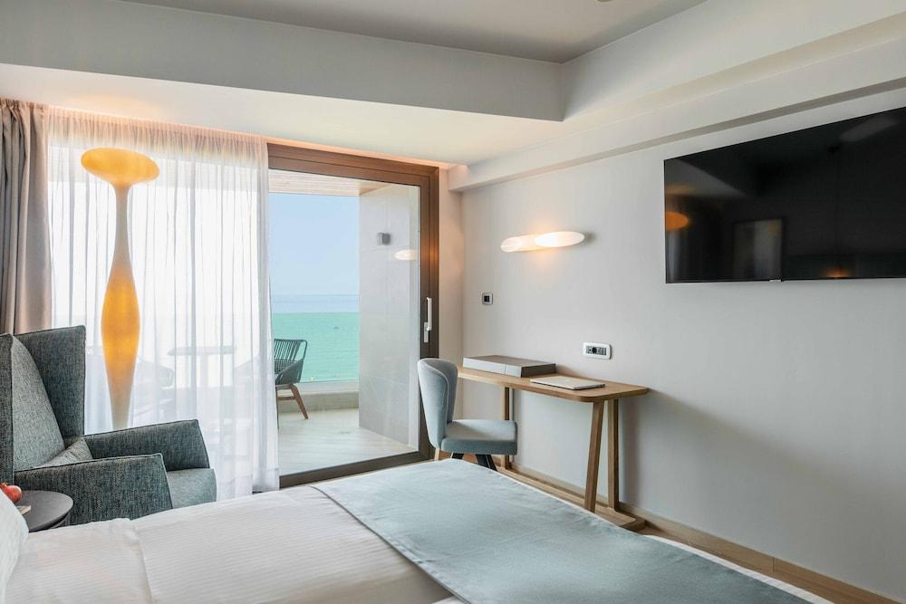 Bio Beach Boutique Hotel