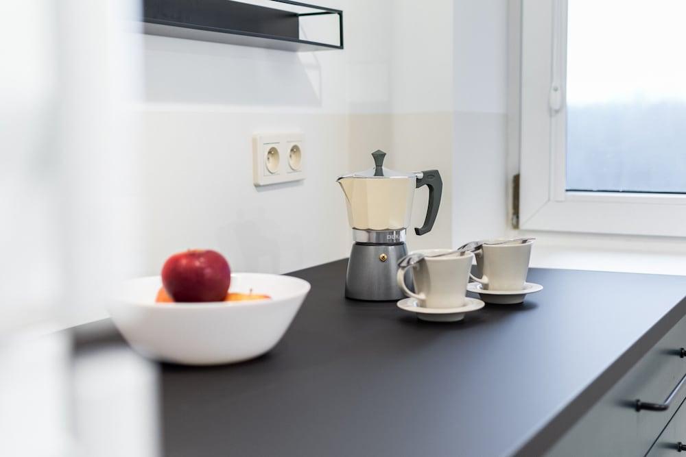 Apartment Plac Dabrowskiego by Renters