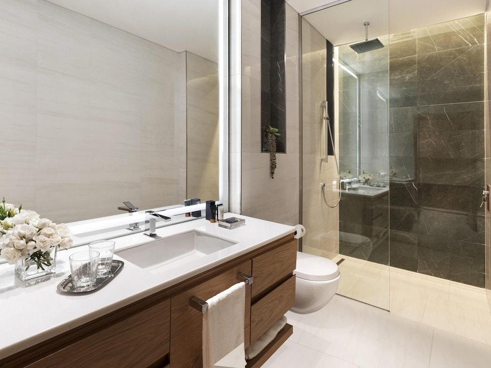 SLS Dubai Hotel & Residences