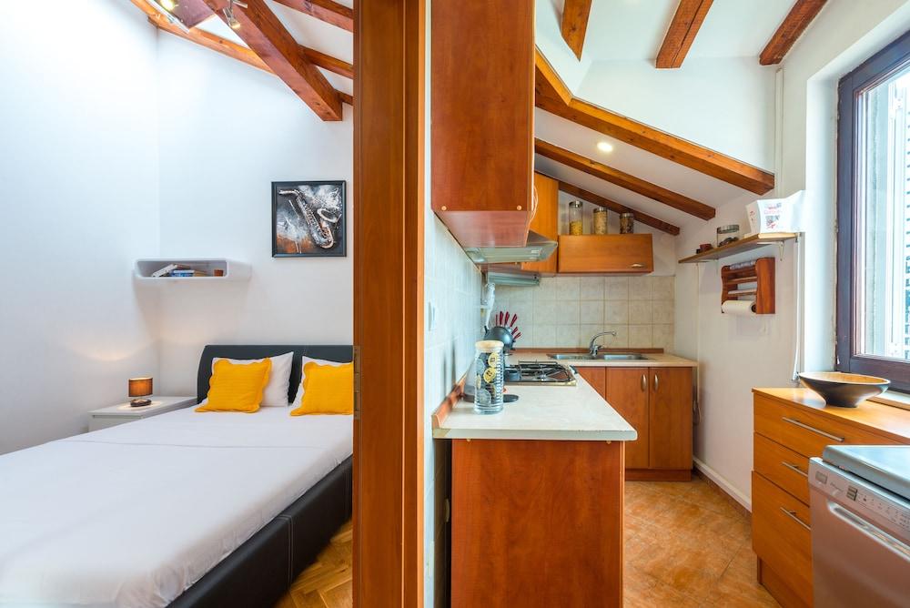 Lapad Beach Apartment Tolja