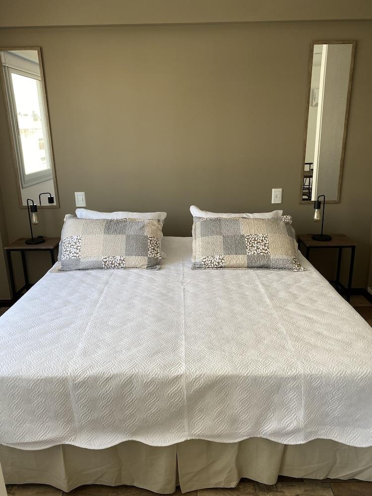 Monoambiente En Excelente Ubicación