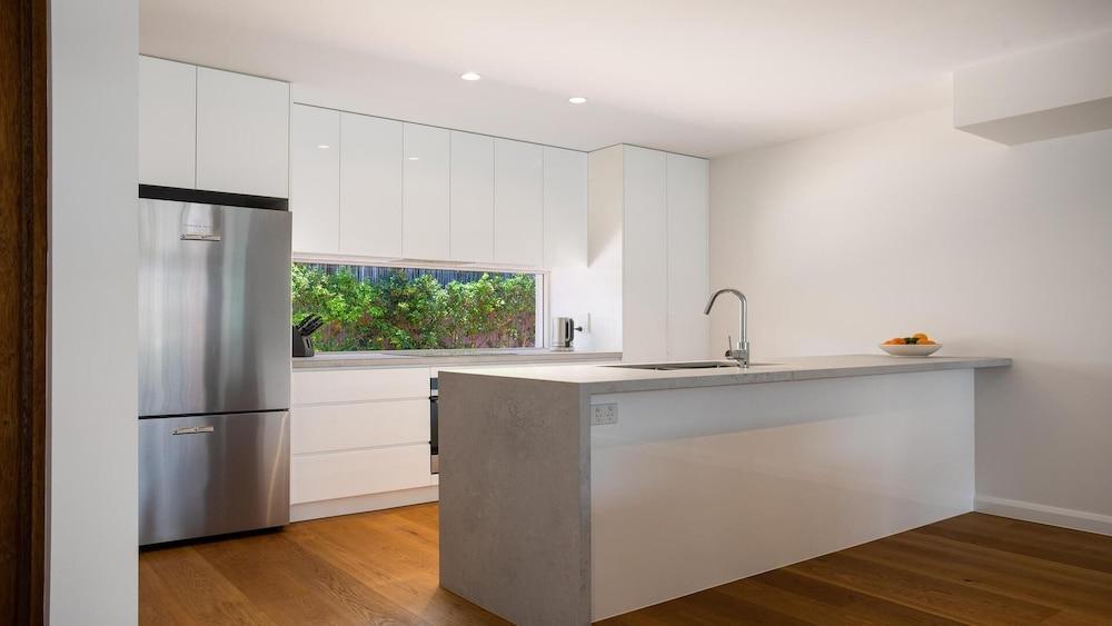 Your Luxury Escape - Ocean Sapphire