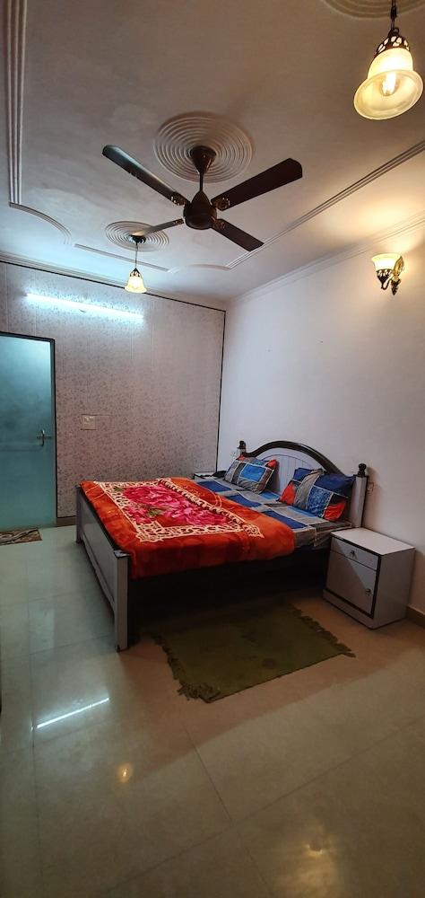 Delhi Homes By Lujo Hotels