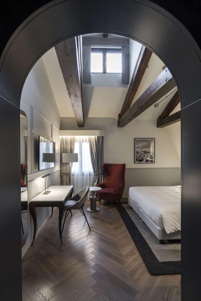 Radisson Collection Hotel, Palazzo Nani Venice