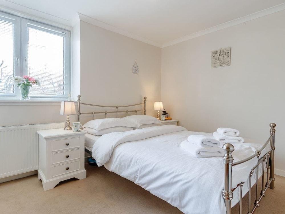 City Apartment With Rural Charm