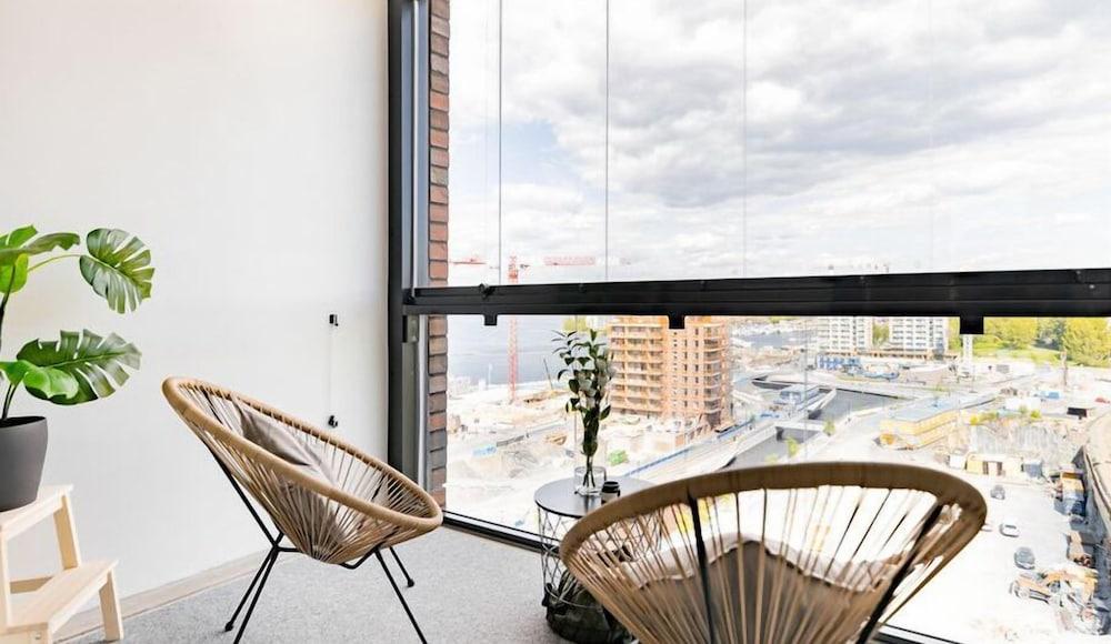 New 1BR Apt with Sauna, Balcony and 11th Floor Views