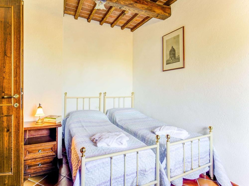 Sun-kissed Apartment With Garden