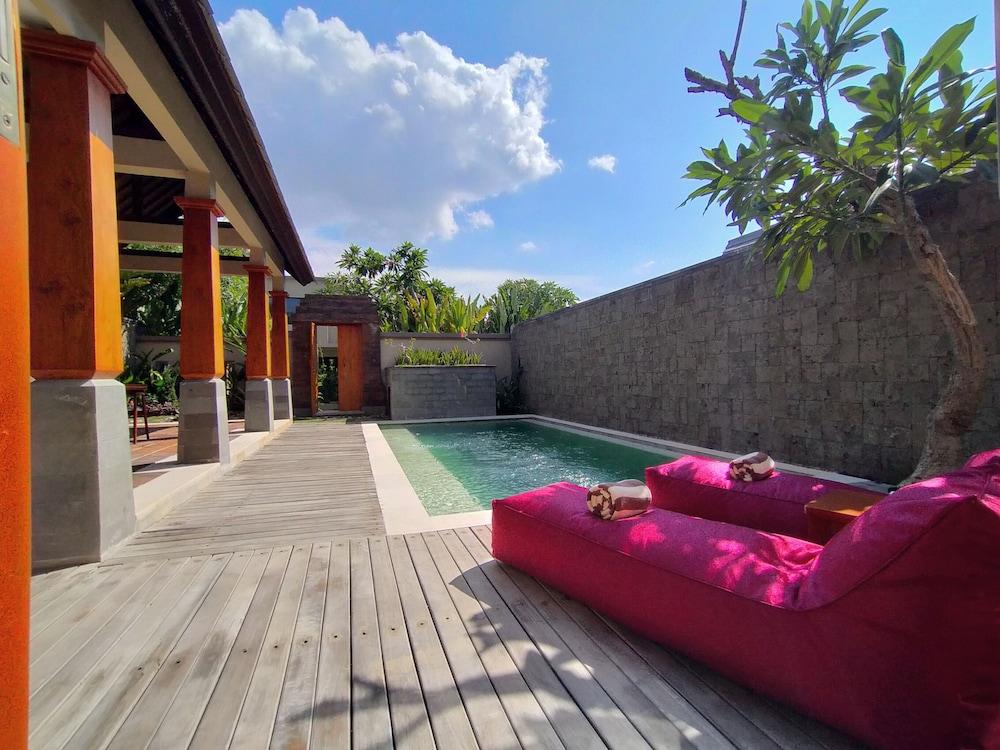 The Grand Villandra Resort