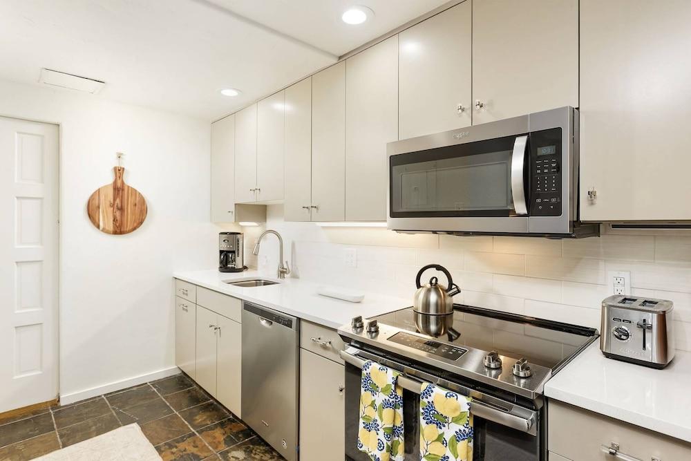 Aspen Mountain Condos by iTrip Aspen Snowmass