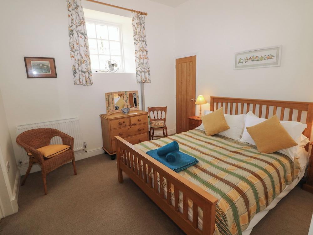 The Old Carriage Court