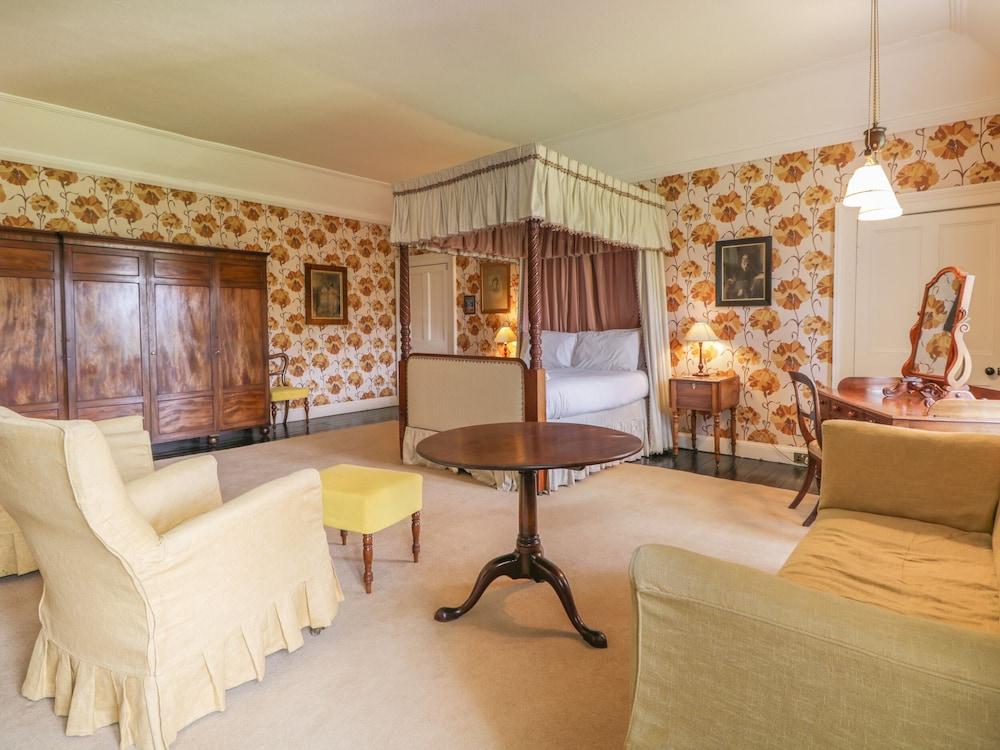 The Laird's Wing - Brodie Castle