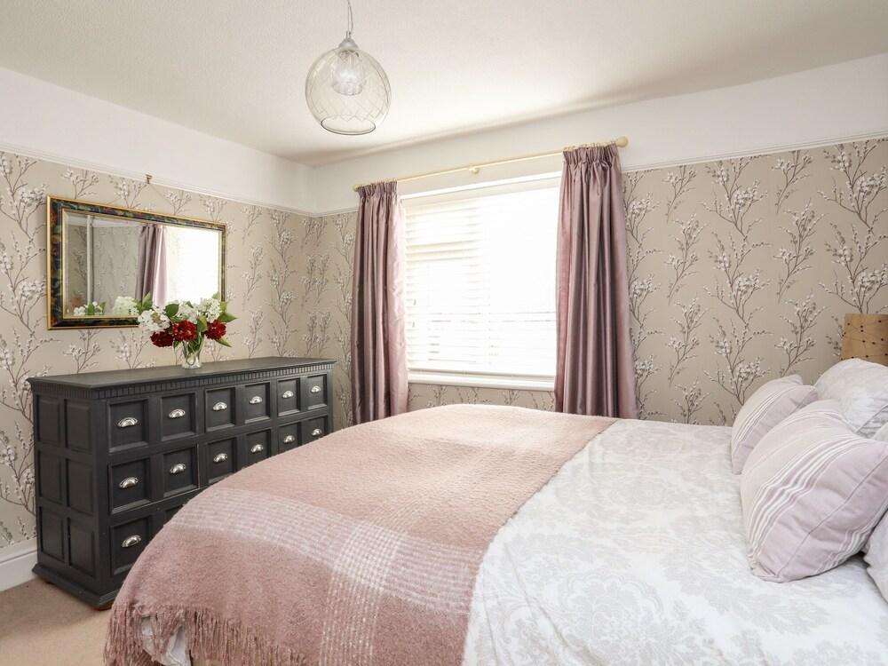 Bryngwyn - Trearddur Bay