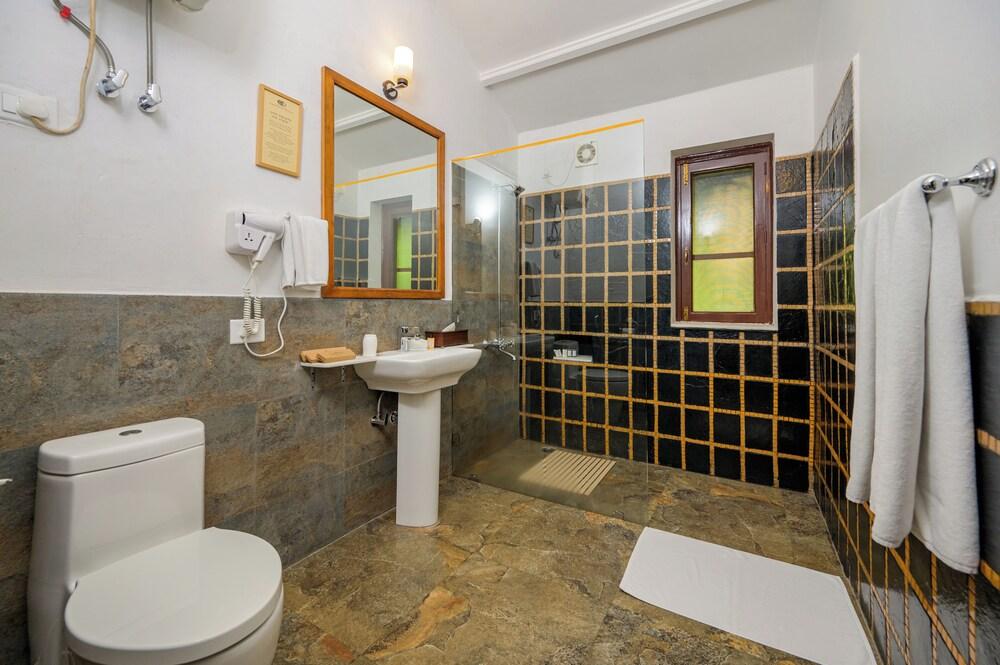 Neemrana’s Glasshouse on the Ganges