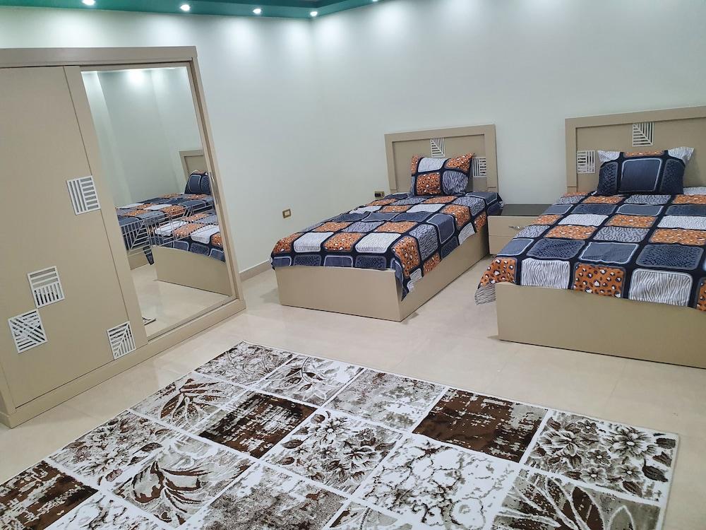 Lovely 3-bed Pyramids Viewapartment in Kafr Nassar