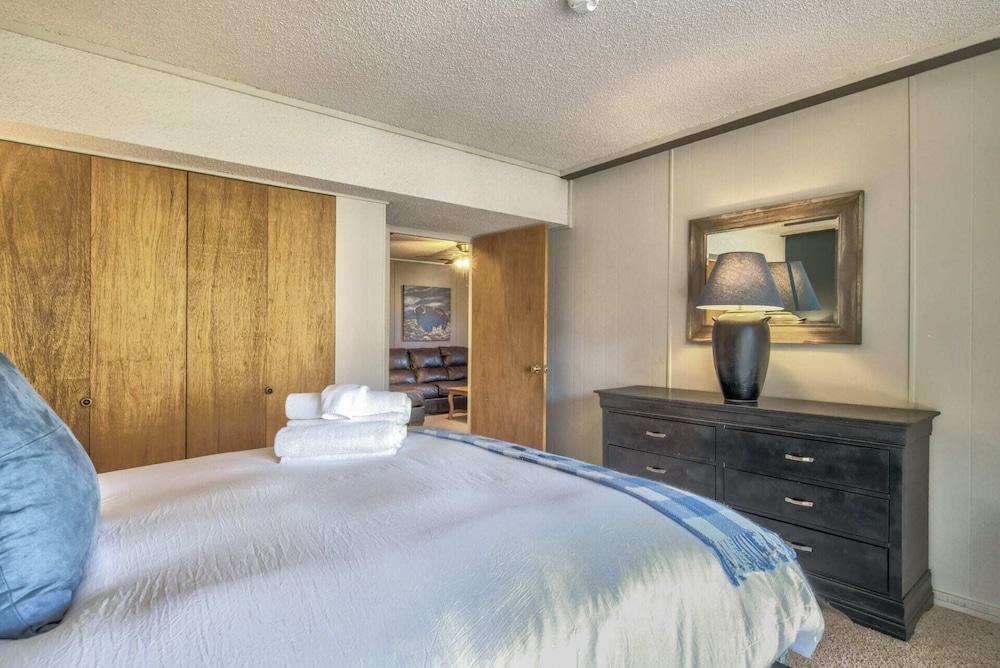 4BR Cabin With Fireplacemountain Viewsdog-friendly