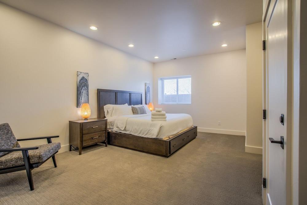 2bdmodern Garden Level-perfectoff Downtown Area