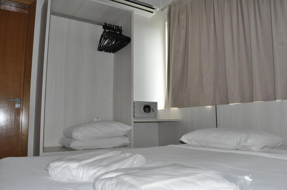 Golden Dolphin Supreme - Achei Férias