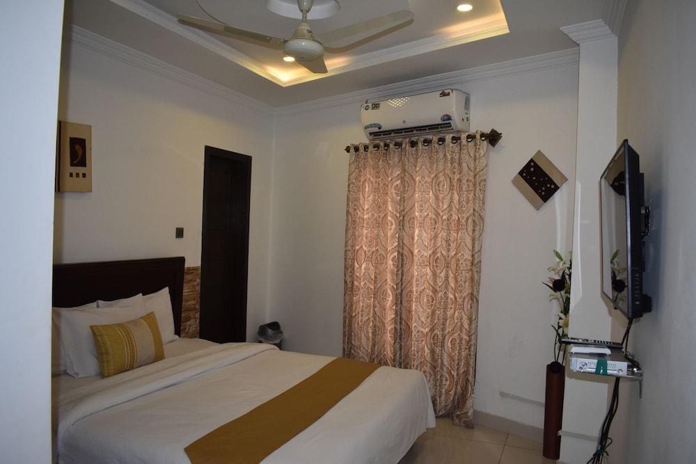 Anarkali Hotel & Restaurant