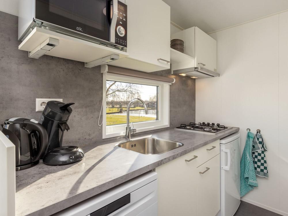 Cozy Chalet w/ Pool Access