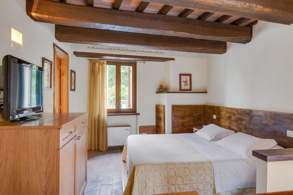 Two-room Holiday Home With Swimming Pool