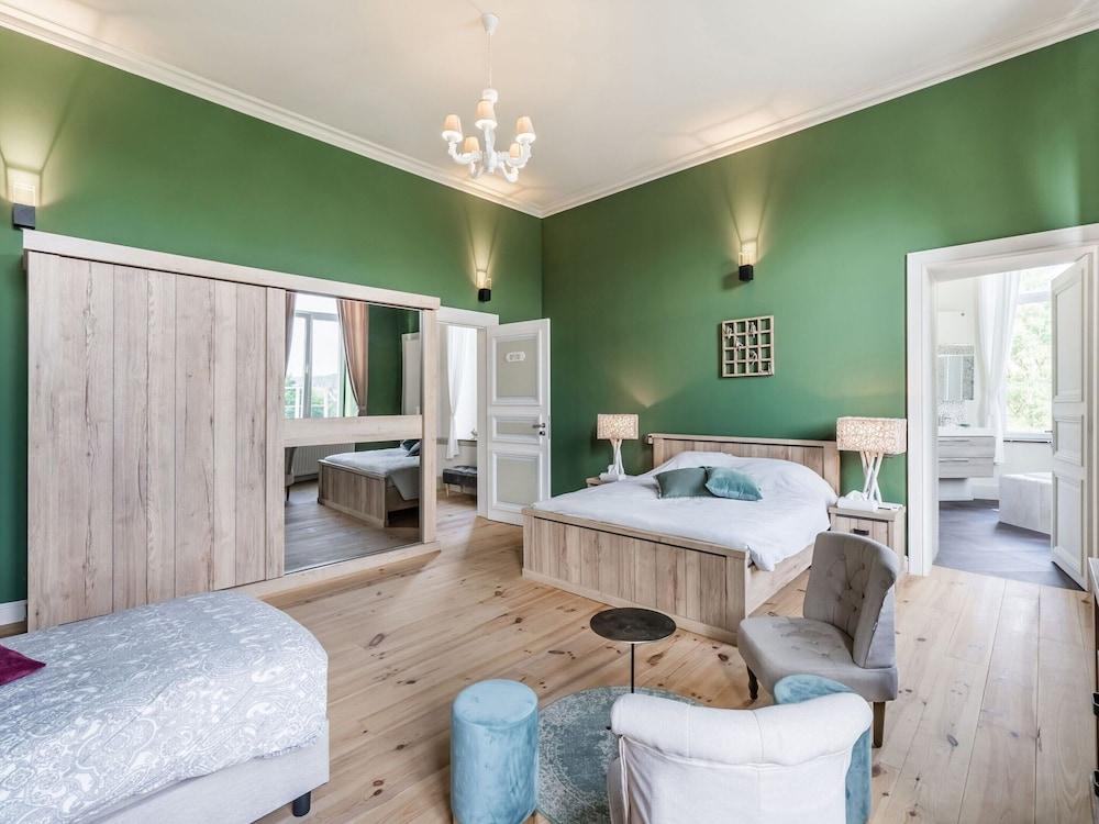 Castle With Wellness and Cinema