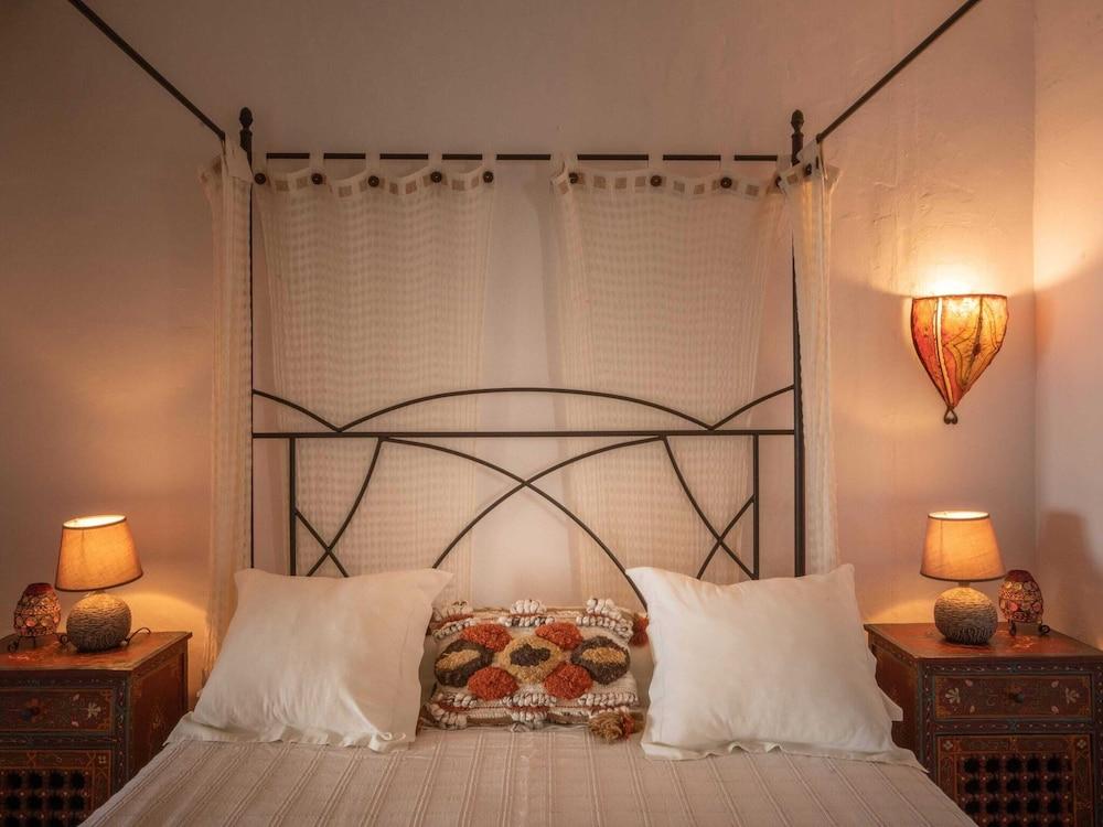 Belvilla by OYO Casa Tania