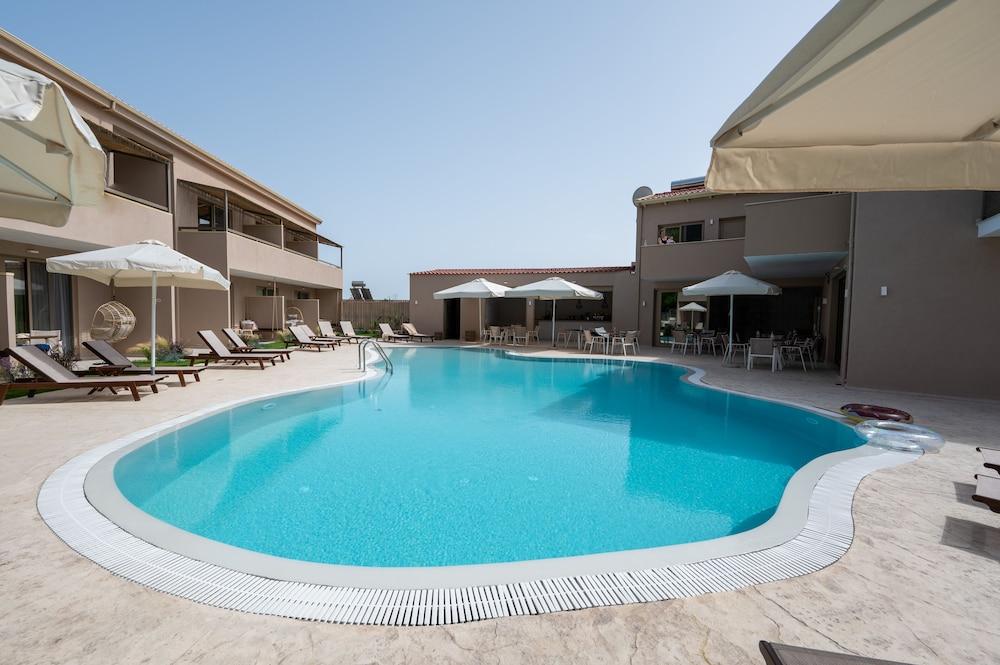 Scarabeo Suites & Villas