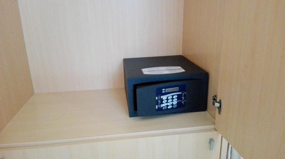 Residence Maresol 1 Bedroom Apartment