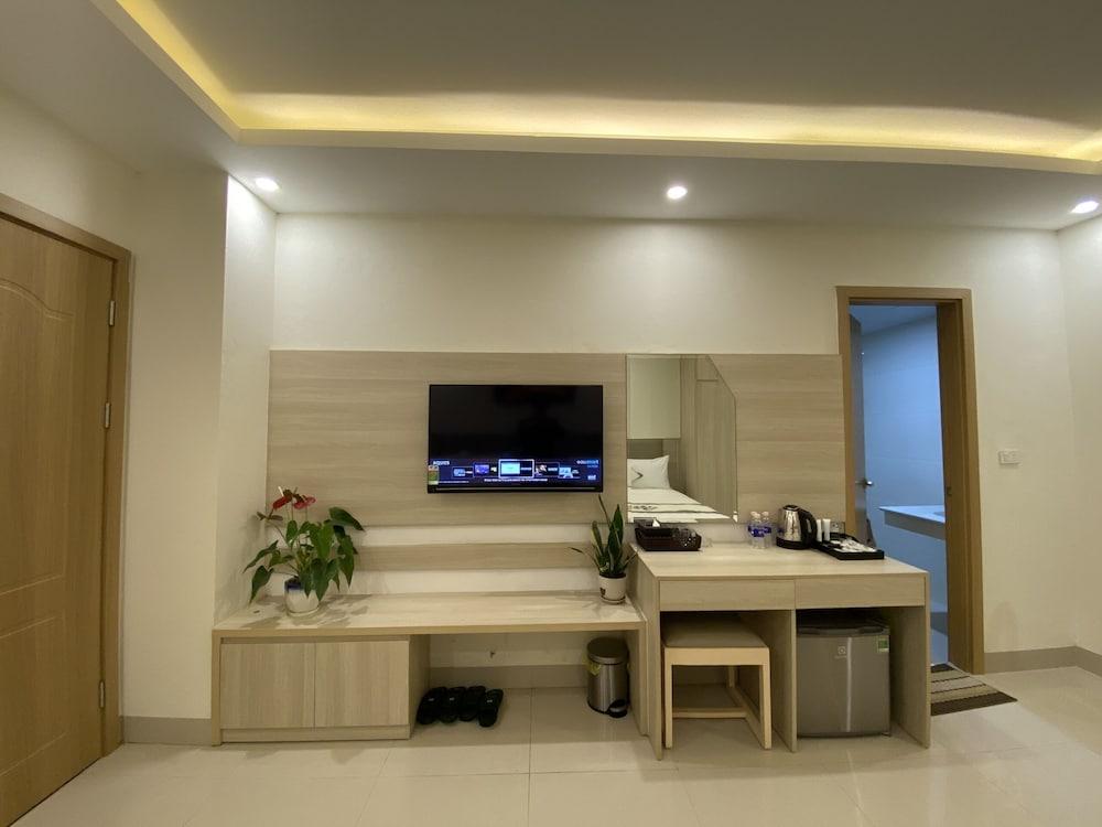 NB Hoang Gia 1 Hotel