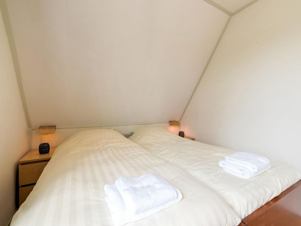 Vacation Home With Jacuzzi