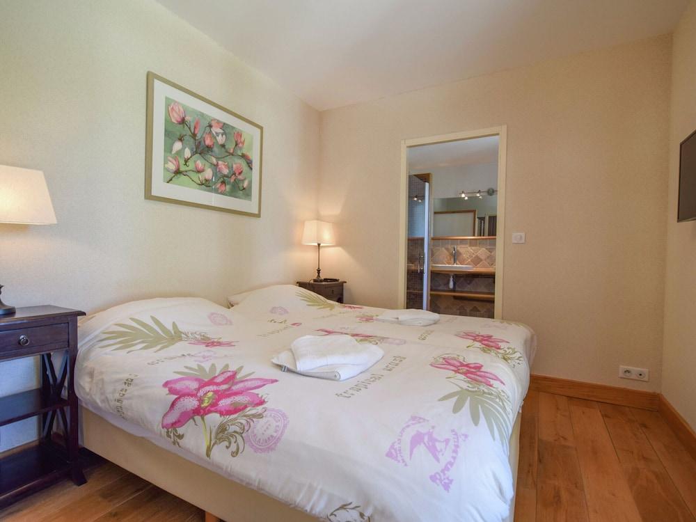 Luxury Villa With Private Sauna, Pool