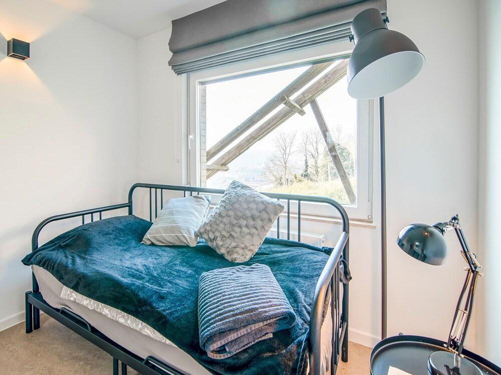 Holiday Home in HUY Near Town Center